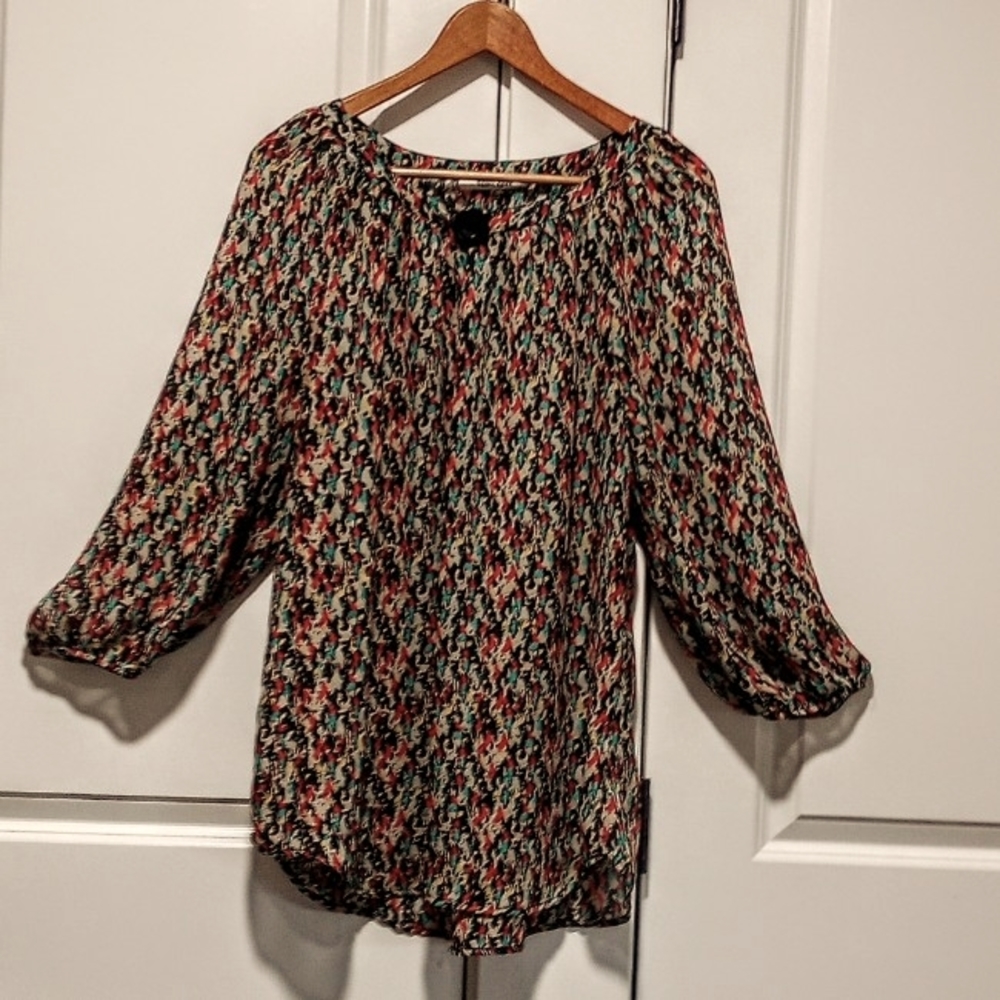 Daniel Rainn MultiColored Light Weight Top (L)